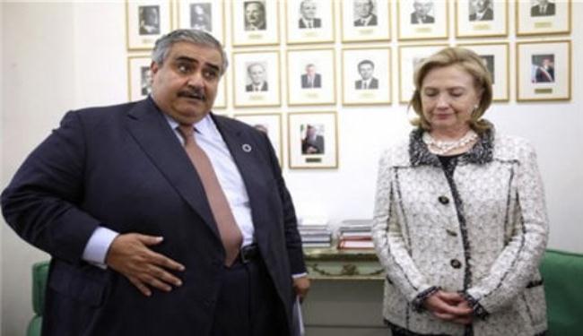 لماذا لا تتحدث كلينتون عن آل حمد مثل آل الاسد
