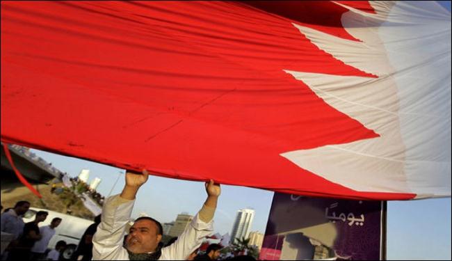 سياسي بحريني يلوح بتصعيد المواجهة مع النظام