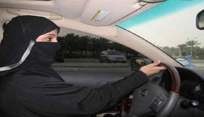 اعتقال سيدة سعودية ثانية تحدت حظر قيادة السيارات 