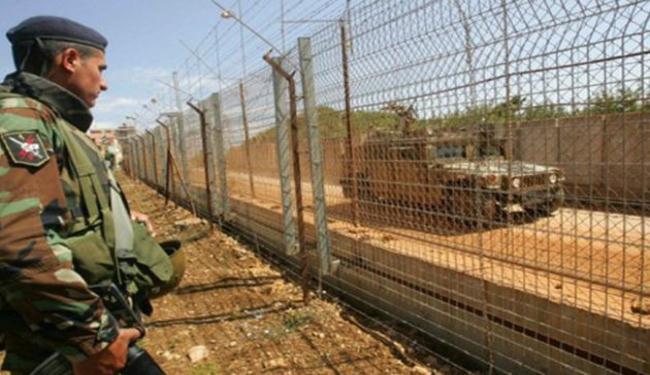 الاحتلال يضيف شريط شائك على الحدود مع لبنان
