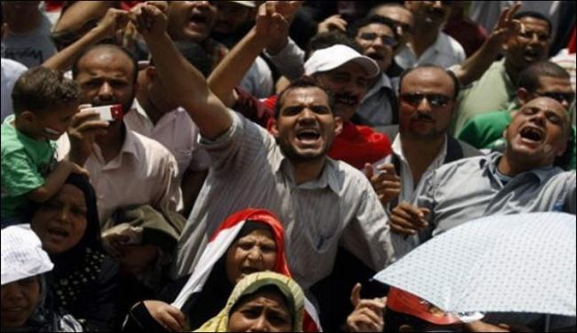 المصريون يطالبون السعودية بإطلاق سراح سجنائهم