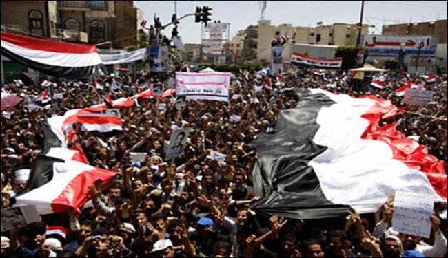 عبدالعزيز وصى ابناءه على جعل اليمن ضعيفا
