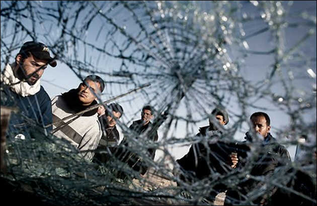 سیاست دوگانه غرب در لیبی و بحرین    
