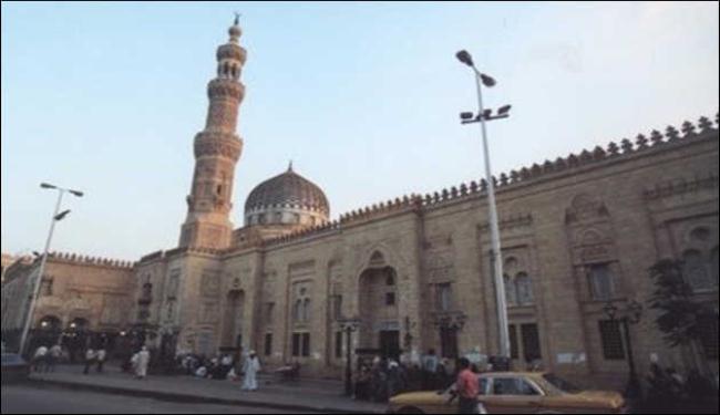 مصر توافق على قانون لإنشاء هيئة لخدمة أهل البيت
