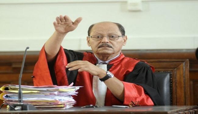  السجن 15 عاما لبن علي لحيازة اسلحة ومخدرات
