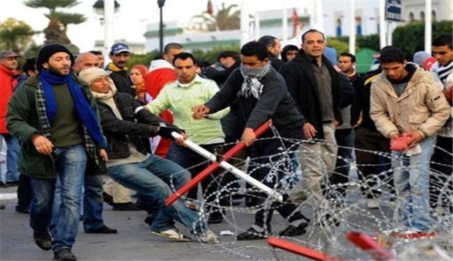 إصابة 12 شخصا في أعمال عنف جنوب تونس