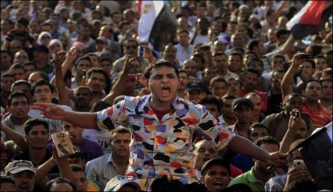 اضرابات واحتجاجات في القاهرة والاسكندرية والسويس