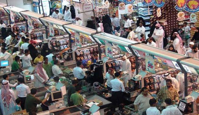 أهالي الشرقية بالسعودية يتجهون للبحرين لشراء المواد الغذائية