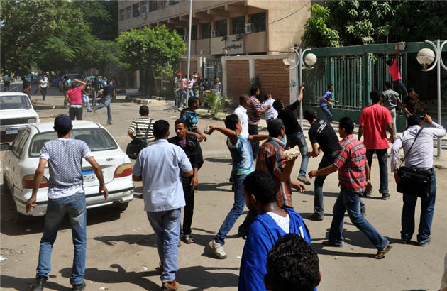 درگیری نیروهای امنیتی و تظاهرکنندگان در مصر
