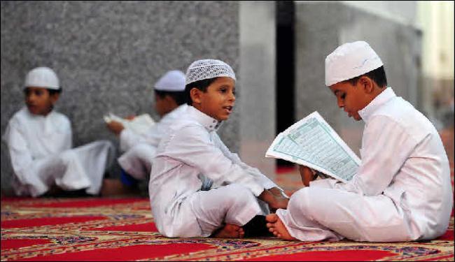 طاجيكستان تحظر صلاة صغار السن بالمساجد والكنائس