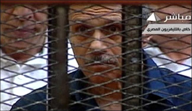 الادعاء يطالب بالكشف عن اتصالات العادلي ومبارك