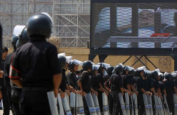 کابوس اعدام صدام در تعقيب مبارک