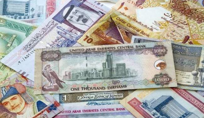 دول عربية في الخليج الفارسي تخطط لفك ارتباطها بالدولار