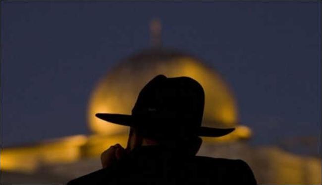 القدس المحتلة : تهويد المناهج و تهديد الاقصى