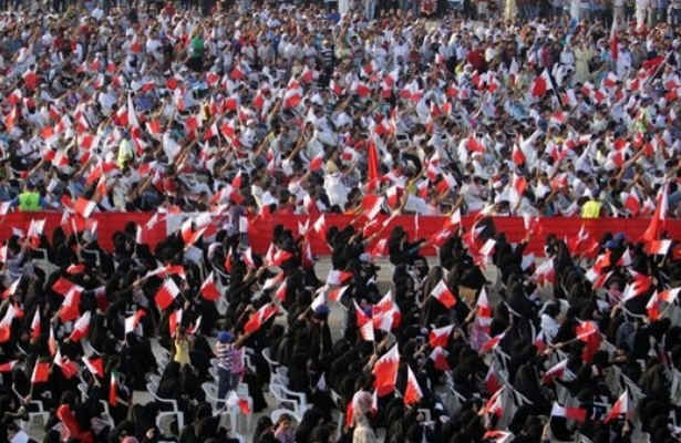 وفاق: اعتراضات مسالمت آميز ادامه دارد