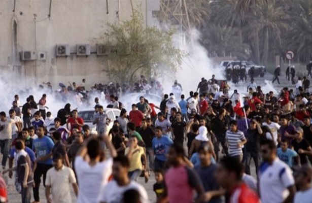 مخالفت سناتور آمریکایی با فروش سلاح به بحرین