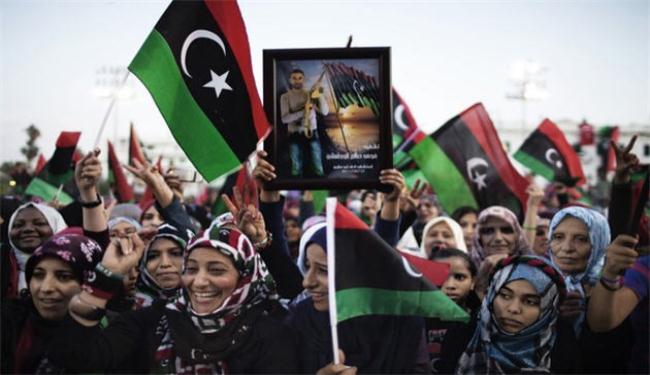 الاحتفالات تعم ليبيا بعد اعلان مقتل القذافي