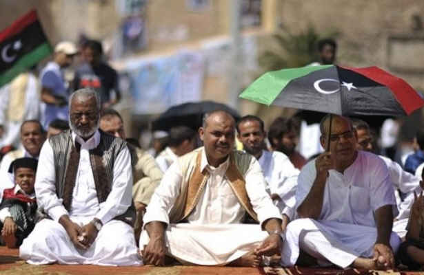 نماز جمعه لیبیاییها قبل از جشن بزرگ