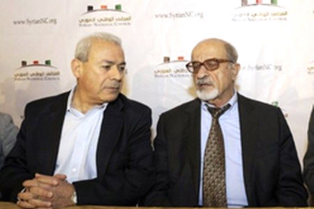 حكومة القذافي تطلق سراح اربعة صحافيين