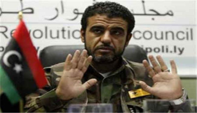 تهديد مصر لوقف بث قناة موالية للقذافي