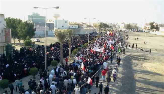 الامن البحريني يقمع مسيرات جمعة عاصمة الثورة