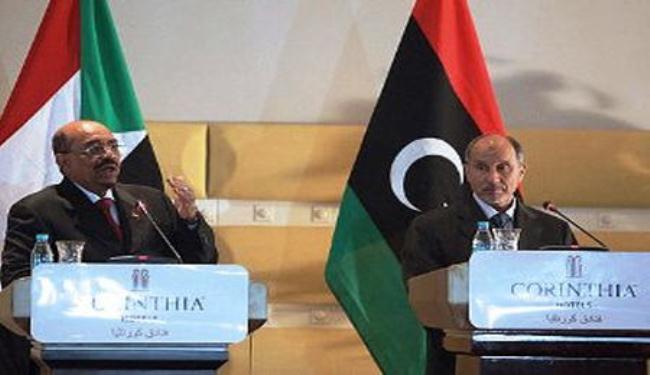 البشير: سقوط القذافي افضل هدية للسودان
