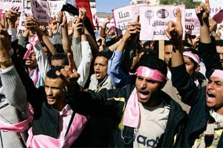 اعتراضات دريمن افزايش مي يابد
