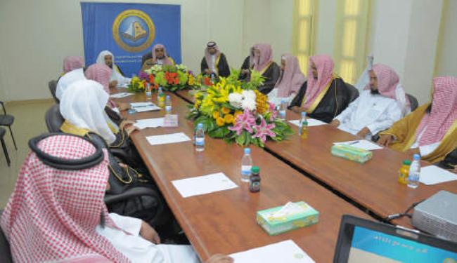 الملك السعودي يقيل رئيس هيئة الأمر بالمعروف من منصبه