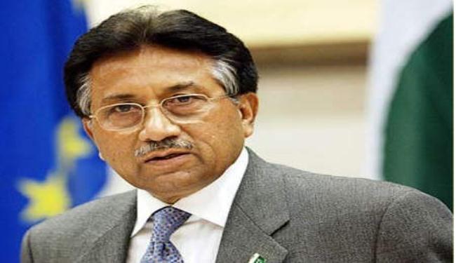 مشرف بصدد إرجاء عودته الى باكستان