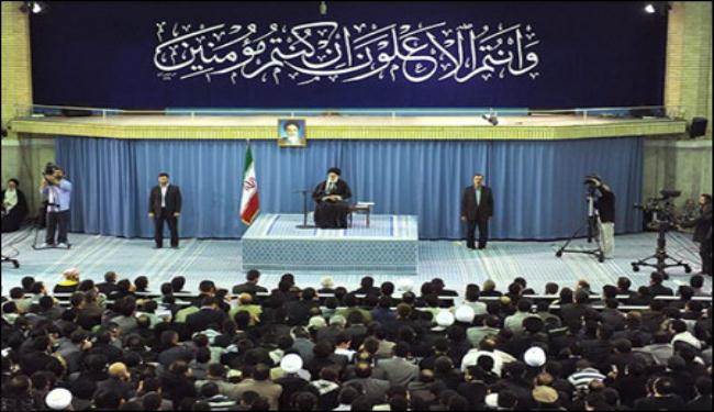 قائد الثورة: العالم يعيش لحظة تطور تاريخي عظيم