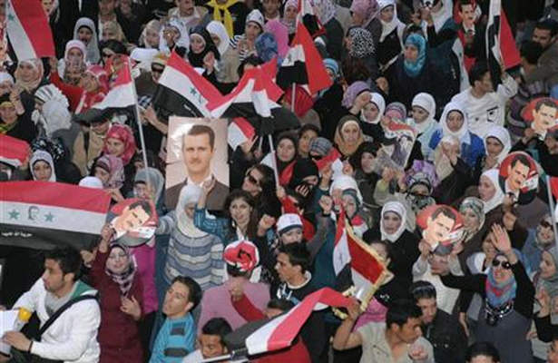 تظاهرات سوریها در رد دخالت خارجی