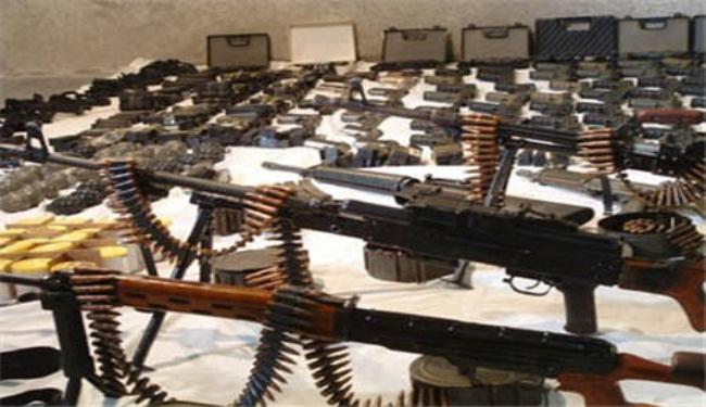 اعتقال 3 لبنانيين بتهمة تهريب السلاح لسوريا