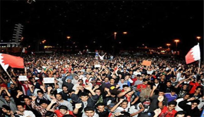 البحرينيون يتوجهون نحو ميدان اللؤلؤة رغم القمع 
