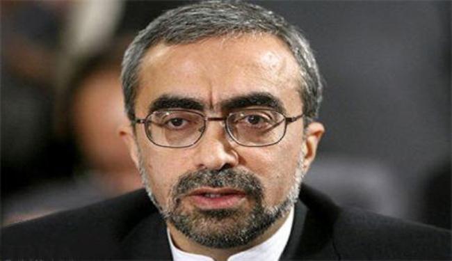 ايران لاتواجه مشاكل في بيعها النفط لزبائن جدد