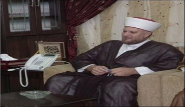 عالم دين فلسطيني: على السعودية الخروج فوراً من البحرين 