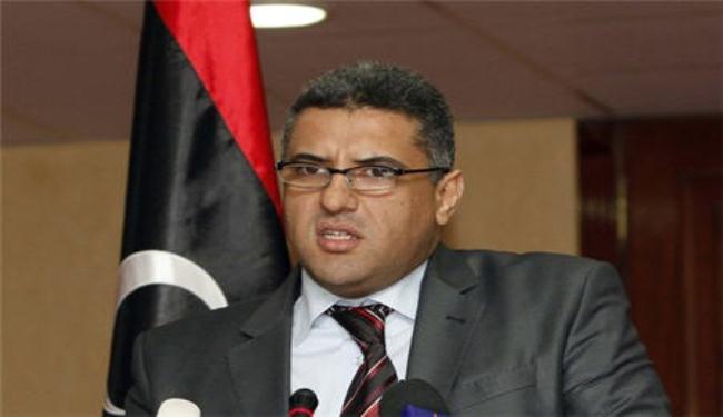 الداخلية الليبية تطالب المسلحين بالقاء السلاح