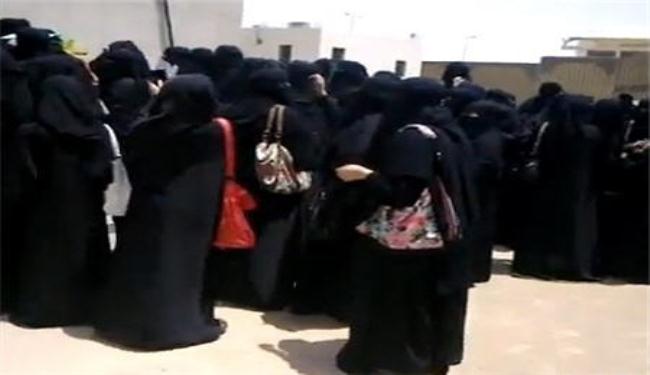 طالبات ابها يرفعن مطالبهن لامير عسير