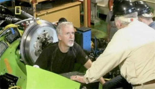 فيلم يدفع بمخرجه لأعمق نقاط المحيط الهادئ