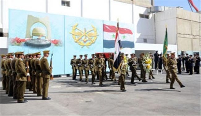 الجيش السوري يشيع 7 من عناصره استهدفهم المسلحون
