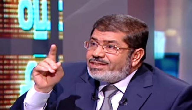 مرسي: هناك طرف يعرقل نقل السلطة للمدنيين