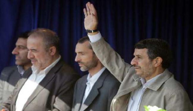 احمدي نجاد: ليس بامكان احد كسر ارادة الشعب الايراني