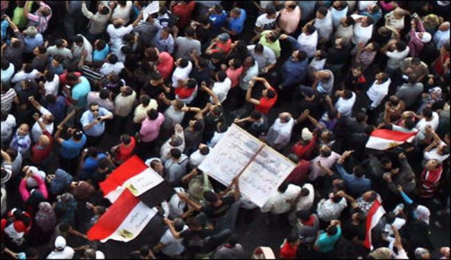 لمصلحة من تشتيت قوى الثورة  المصرية؟