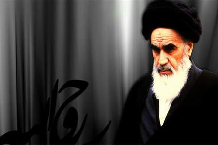 امام خميني (ره)اسلام ناب محمدي را احيا كرد