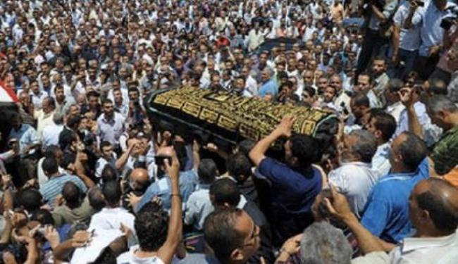 جنازة شاب مصري تتحول لاحتفال بعد عودته إلى الحياة