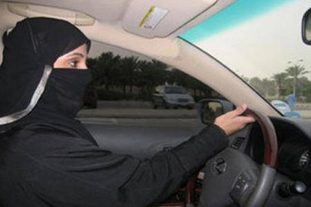 زنان عربستان فردا رانندگی می کنند