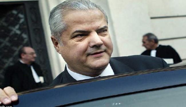 رئيس وزراء رومانيا السابق يحاول الانتحار