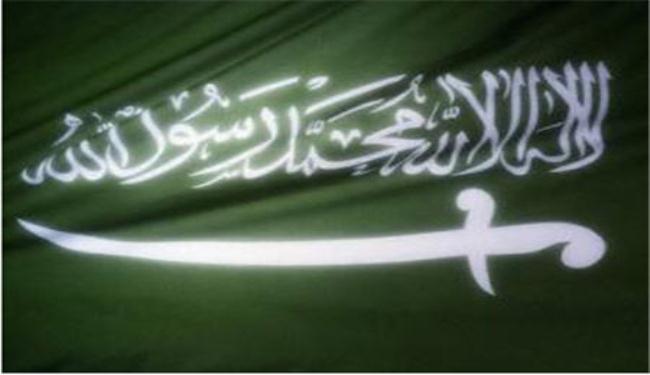 صحيفة: السعودية تطلب من رعاياها مغادرة لبنان