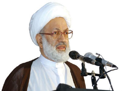 عالم بحرینی: می خواهند کشور را به آتش بکشند
