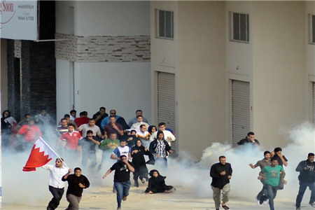 بستن خیابانها در بحرین در همبستگی با بازداشت شدگان