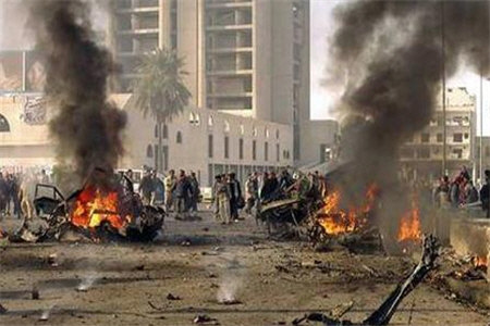 37 کشته و 74 مجروح در انفجارهای عراق